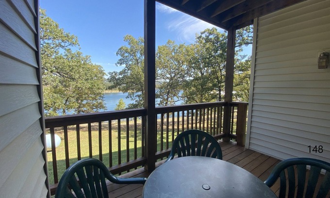 Indian Point Condo | Rock Lane 150 lakefront with resort amenities!