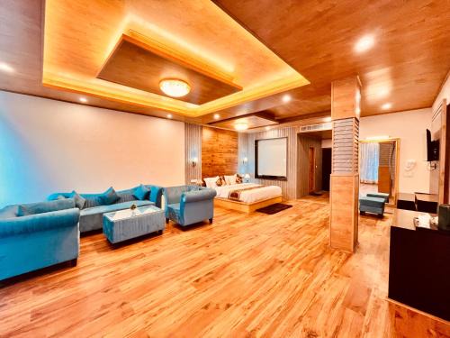 Vashist Hotel | Rockland Cottage, Manali - Centrally Heated & Air Cooled Premium Rooms