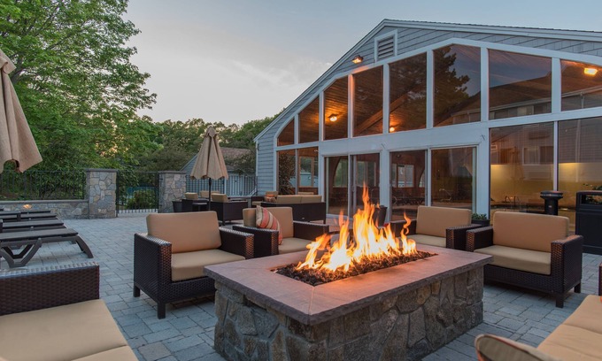 Rockport Bed & Breakfast | Rockport Inn And Suites