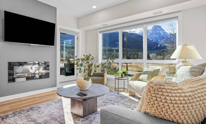 Copperstone Resort Condo | ☀️Rocky Mountain View Retreat |Hot Tub & Pool ☀️