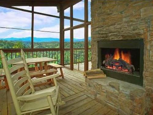 Townsend House | Rocky Top Jewel Cabin