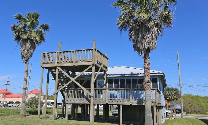 Grand Isle House | Rocky Top