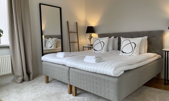 Vastra Hamnen Apartment | Rodergatan Västra Hamnen