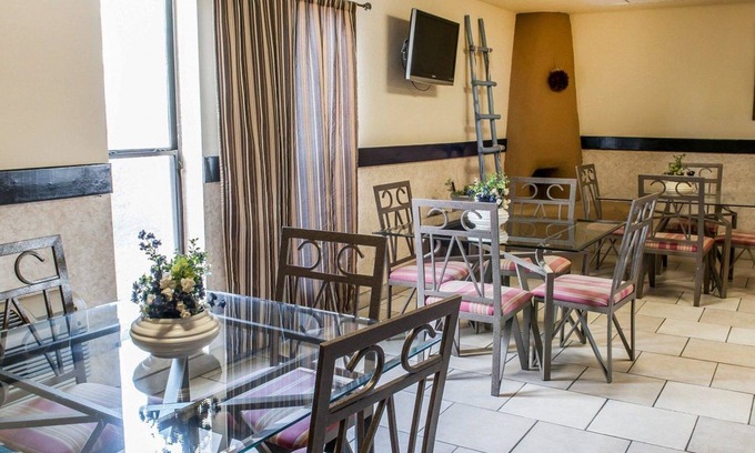 Espanola Hotel | Rodeway Inn
