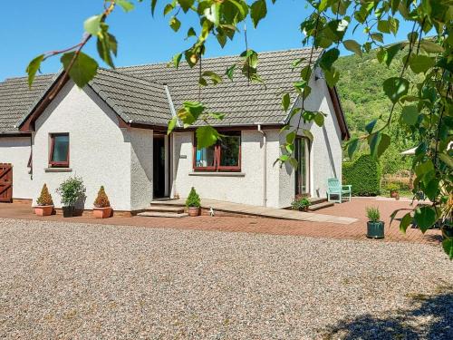 West Laroch House | Roe Deer Cottage