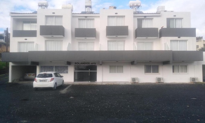 Germasogeia Apartment | ROLANDOS APTS