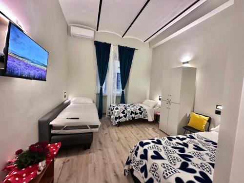 Rione XVIII Castro Pretorio Hostel | Român Holidays