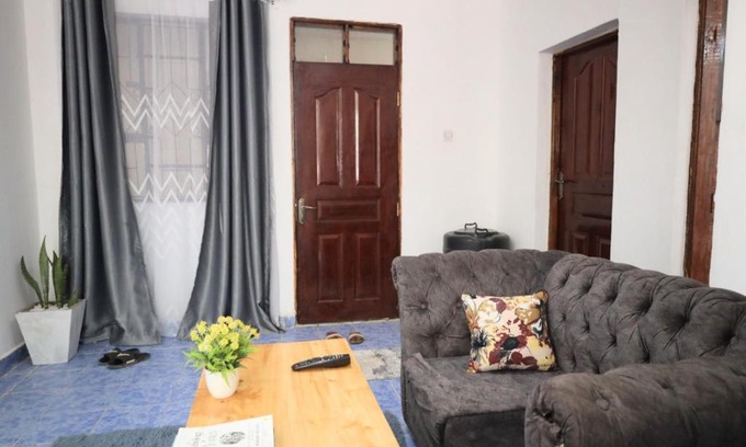 Bura House | Roma Airbnb