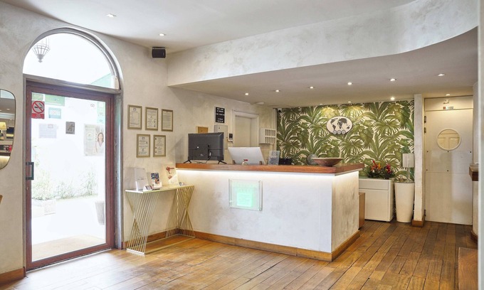 Libreville Hotel | Roma Hôtel & Restaurant