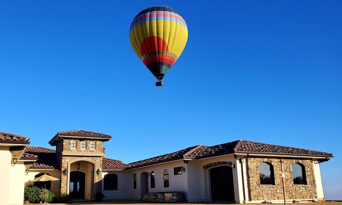 Temecula Villa | Romantic 1 Bedroom Villa Overlooking the Vineyards with INCREDIBLE VIEWS!