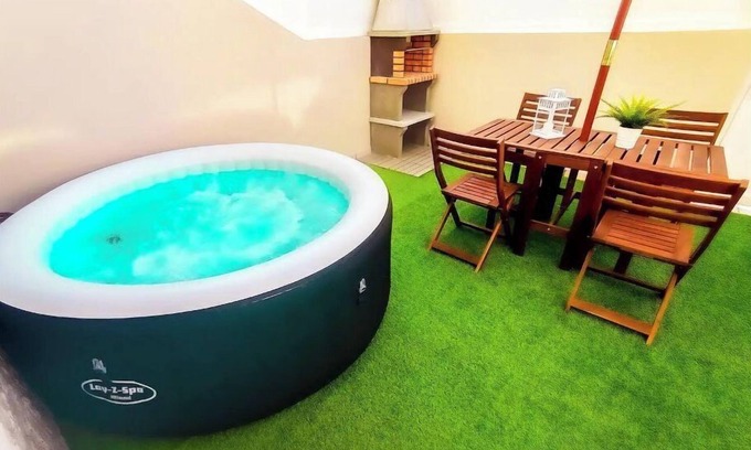 Puerto del Rosario Apartment | Romantic Apartment - Jacuzzi and private barbecue