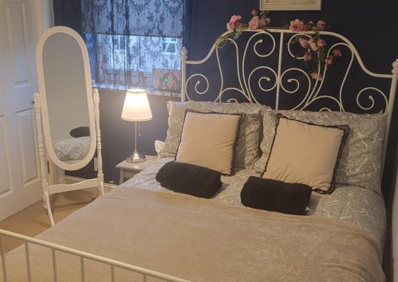Saint Paul's Apartment | Romantic apartment in the heart of Bristol