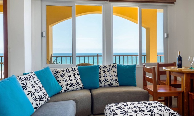 Manta Apartment | Romantic Beachfront 1-BR Suite with Balcony and Pool in Santa Marianita