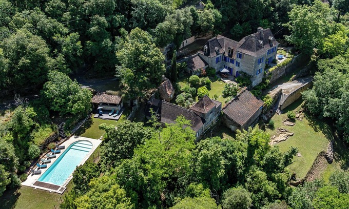 Bezenac Other | Romantic castle with outstanding view over the valley- Private pool