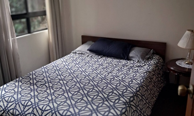 La Paz Apartment | Romantic, Cozy, Fashionable Apt in Quito, centrally located