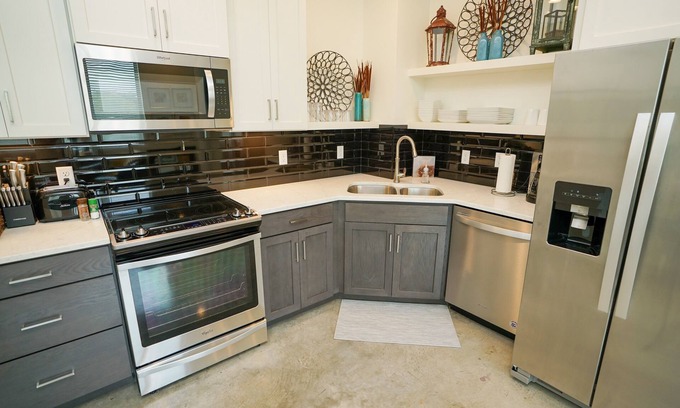 Downtown Chattanooga Condo | Romantic Downtown Hideaway