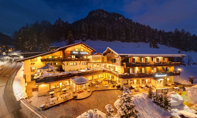 Selva di Val Gardena Hotel | Romantic & Family Hotel Gardenia