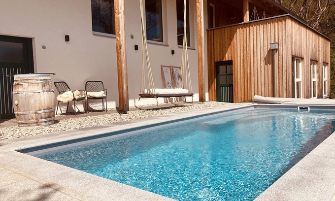 Fresing Cottage | Romantic farmhouse in the vineyards of southern Styria