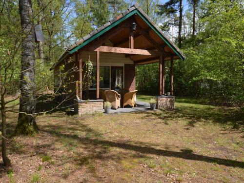 Stramproy House | Romantic Forest Retreat with Sauna