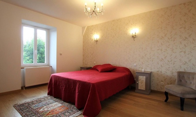 Yssingeaux Bed & Breakfast | Romantic Getaway in Restored Farmhouse with Spa and Garden in Yssingeaux