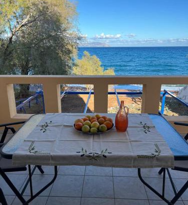 Kithira Villa | Romantic House on the beach