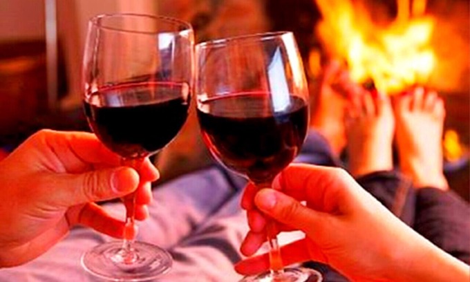 Mablethorpe and Sutton Cottage | Romantic Lakeside Cottage ❤️ Log Burner ★ The Perfect Winter Get away