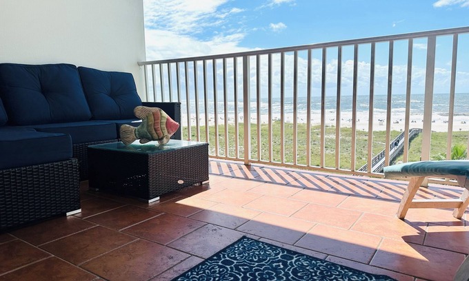 Orange Beach Condo | ROMANTIC MALIBU ELEGANCE - on HGTV & DIRECTLY on the LUMINOUS GULF SAND!