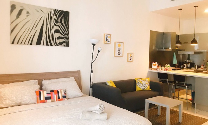 Kampung Pandan Dalam Apartment | Romantic Pool Balcony Studio @ Embassy Row KLCC by 7kgTravellerHome