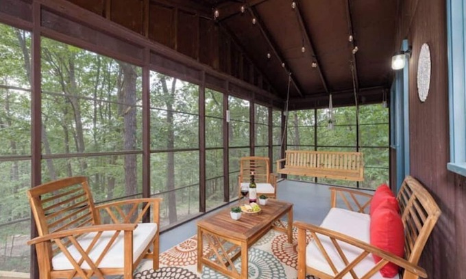Shenandoah Cabin | Romantic Shenandoah Mountain Retreat