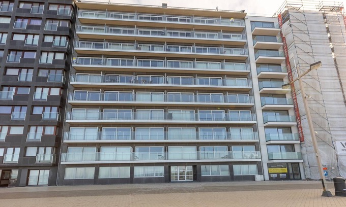 Middelkerke Apartment | Romantic Stay with Seaview