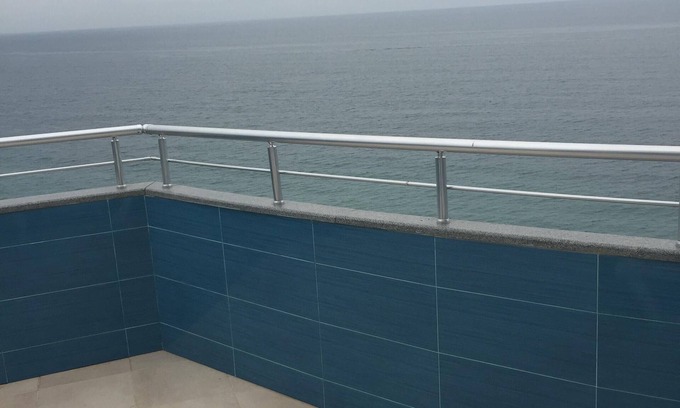 Kobuleti Apartment | Roof terrace apartment with fantastic sea views