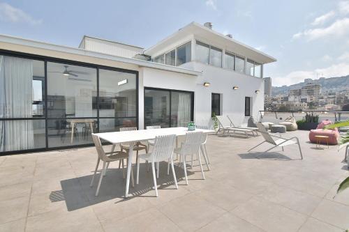Haifa Apartment | ROOFTOP 42 - Penthouse Duplex