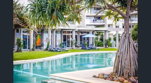 Marcoola Apartment | Rooftop Apartment - Heated Pool & Beach access