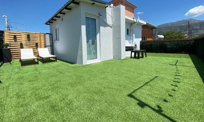 Ioannina Apartment | Rooftop Apartment with Garden in Ioannina