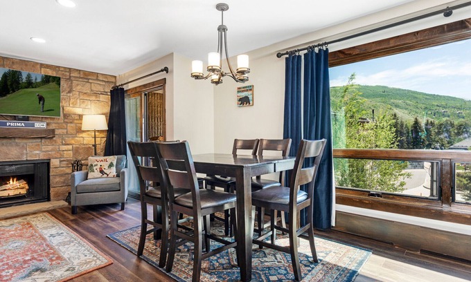 Vail Condo | Rooftop Hot Tub + Free Parking @ Renovated Condo in the Heart of Lionshead