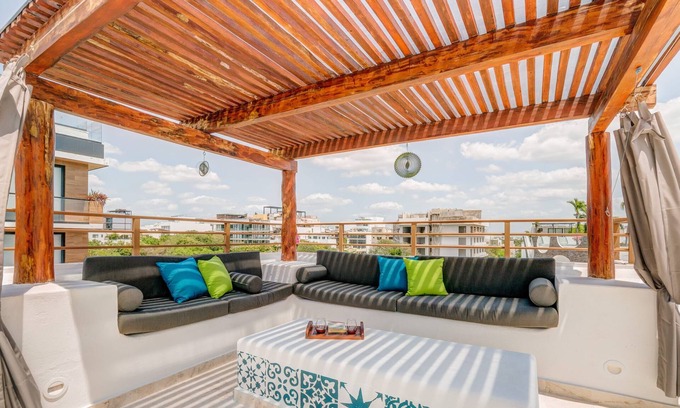 Zazil-ha Condo | Rooftop Oasis | Spa Tub | Pool | Prime Location!