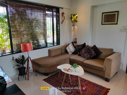 Ranwar Apartment | Rooftop Rendezvous - Artsy Terrace Garden Retreat