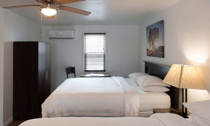 Indian River Apartment | Room 1 at Inland Lakes Motel, Indian River, MI