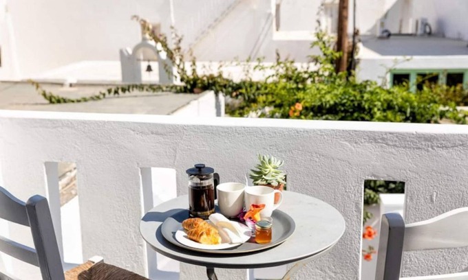 Paros Apartment | Room 11 @ Pelican Paros in the Old Town!