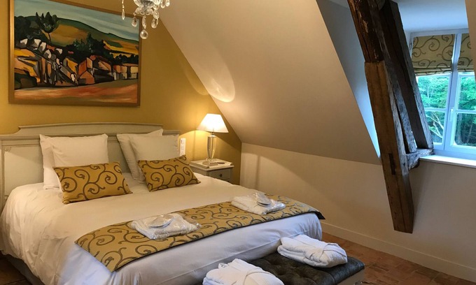 Jarze Bed & Breakfast | Room 8 king size double room with ensuite