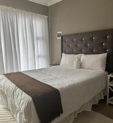 Windhoek Apartment | Room in Cimbebasia