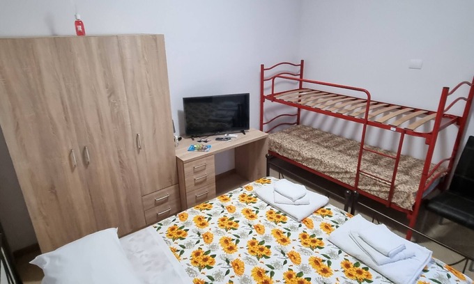 Palmi Villa | Room in cottage Holiday home in Palmi Pietrenere.