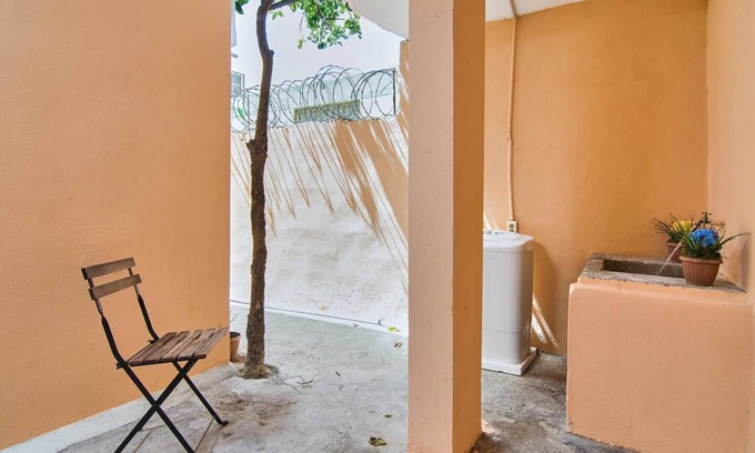 Ensanche Isabelita House | Room in Guest Room - Queen Of Hearts - Rh