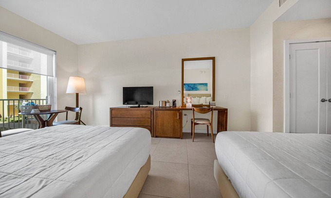 South Padre Island Apartment | Room in hotel in South Padre Island, Texas, United States
