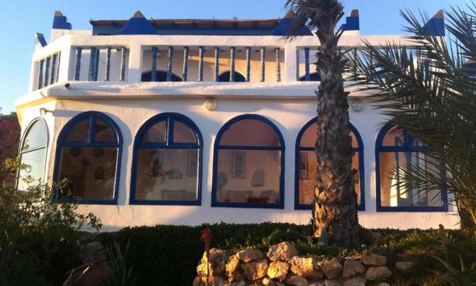 Sidi Ahmed Essayeh House | Room in villa Lair De La Mer