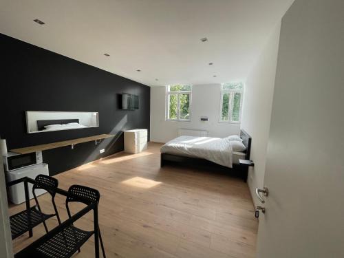 Tournai Apartment | Room of Tournai 3