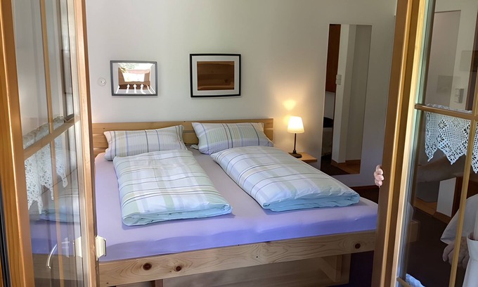Hornberg Apartment | Room 'Talblick' with Mountain View, Balcony and Wi-Fi