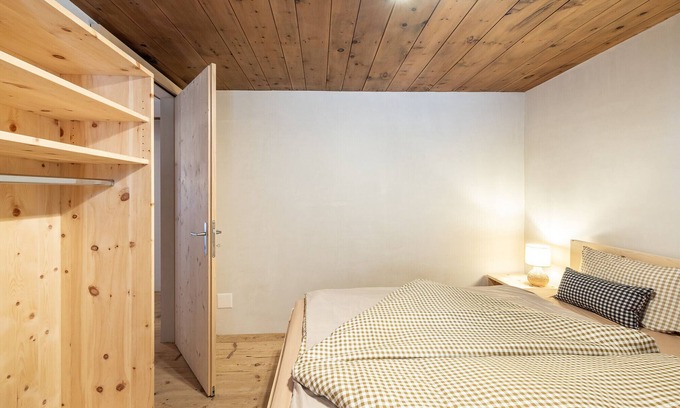 Ardez Bed & Breakfast | ROOM USTAREA SPLUGA 2