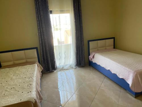 Kamez House | Room with garden view