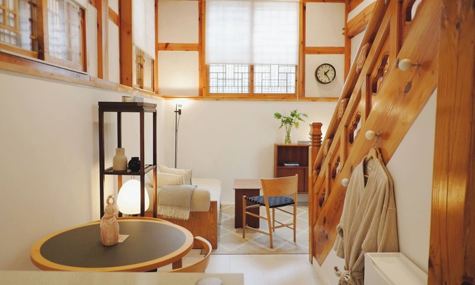 Seochon House | Roomim Seochon: Modern Hanok stay near Gyeongbokgung Palace
